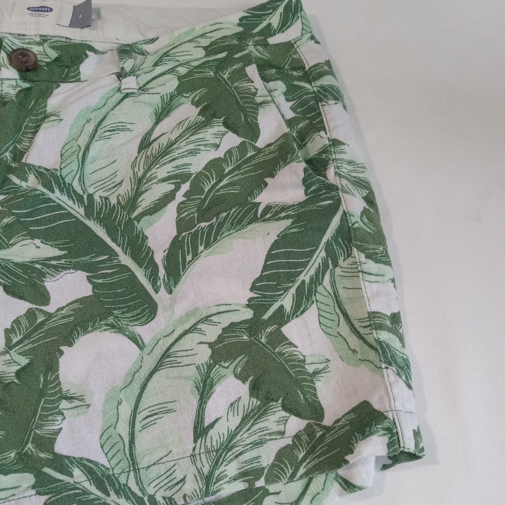 Old Navy Shorts Linen Philodendren Leaves Size 6 Green White - Picture 4 of 13